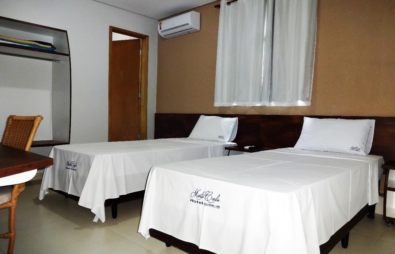 Hotel Monte Carlo Uberlândia Esterno foto